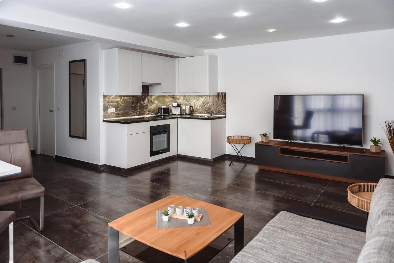 Concept Apartments Budiului 42 Târgu-Mureş Esterno foto