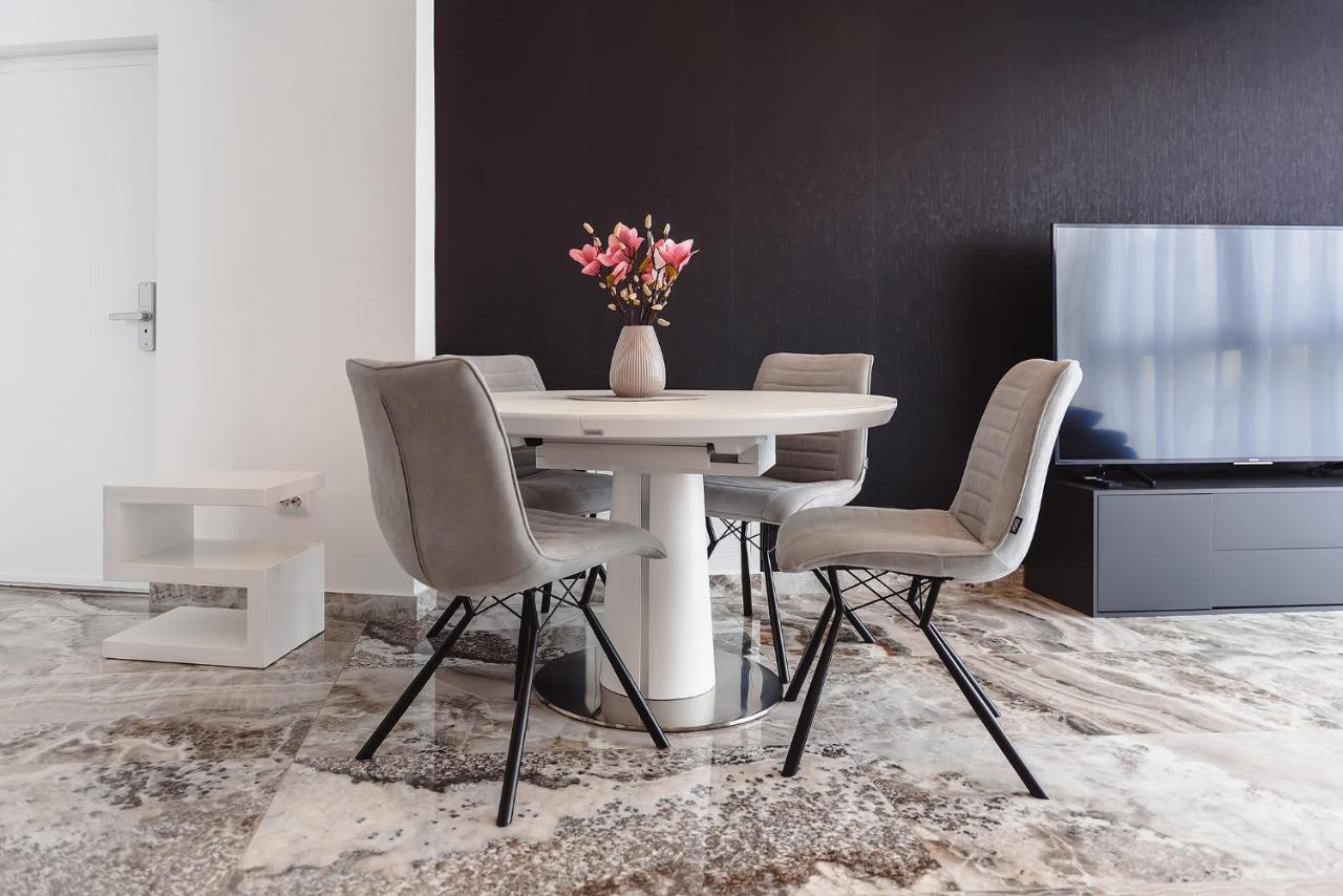 Concept Apartments Budiului 42 Târgu-Mureş Esterno foto