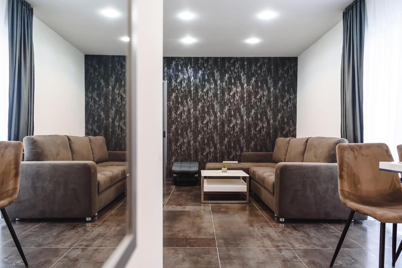 Concept Apartments Budiului 42 Târgu-Mureş Esterno foto
